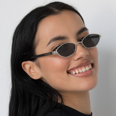 LU-GOLDIE - FARRAH - Black & black lens Sunglasses - Lu Goldie Farrah Lu Goldie Farrah - BLACK – Cheetah Five main image 2