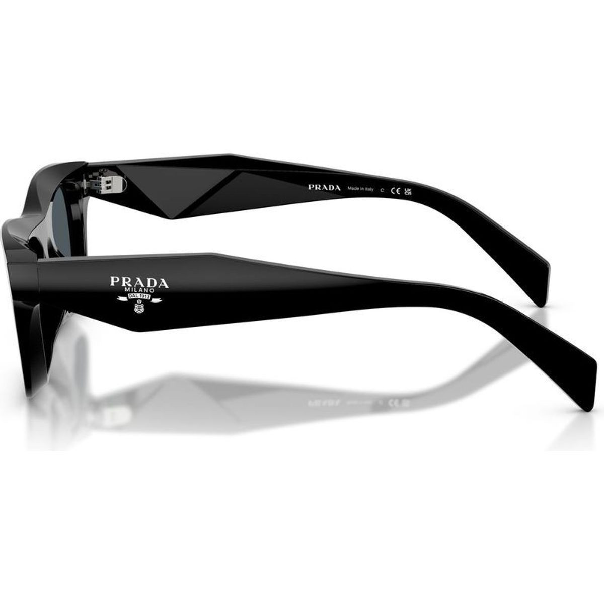 Prada PRC06S