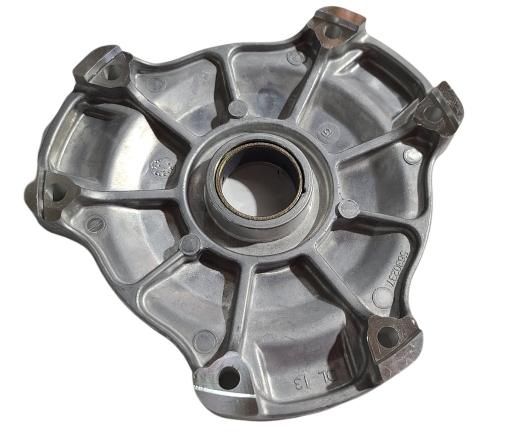 P90 Clutch Cover. Gilomen