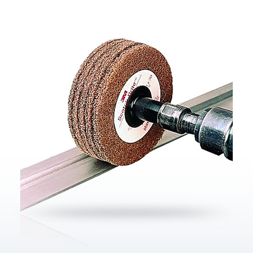 Scotch-Brite™ Cut and Polish Disc D5, Aluminum Oxide Medium