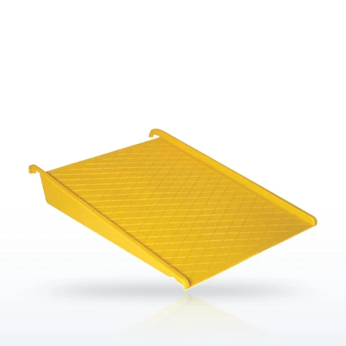 EAGLE 1689 Poly Ramp for Spill Containment Pallets