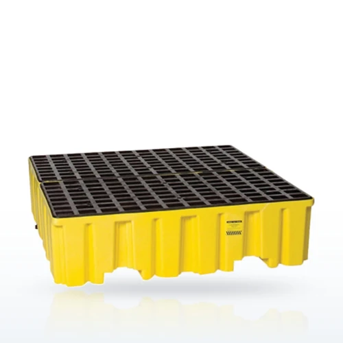EAGLE 1640 4-Drum Large Capacity Spill Pallet, Drain, 132 Gal