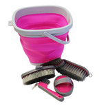SHOWMASTER GROOMING KIT W/COLLAPSIBLE BUCKET SIDE