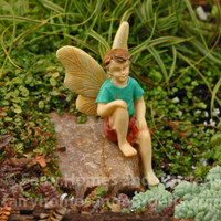 Sitting Boy Fairy