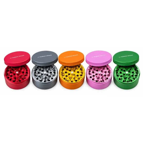 Human Grade 4 Piece Aluminum W Rubber Grinder open