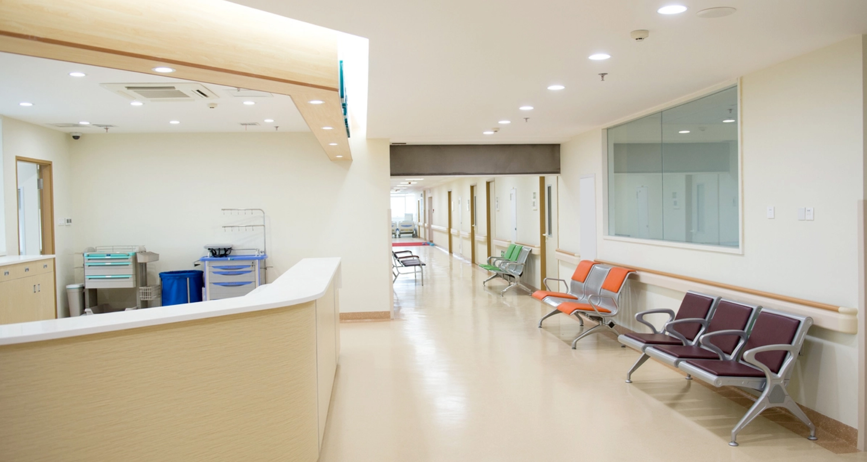 lighting-at-nurses-station-in-hospital.jpg