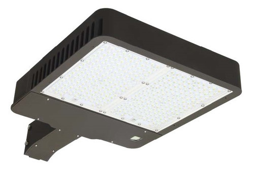 210w LED Area Light, 800W MH/HPS Equal, 26756 lumens, 5000 Kelvin, 120-277v, 70 CRI, 122 lm/w, DLC Premium, 5yr Warranty, AR210UT3-50B | Maxlite for 776 at Lightingandsupplies.com