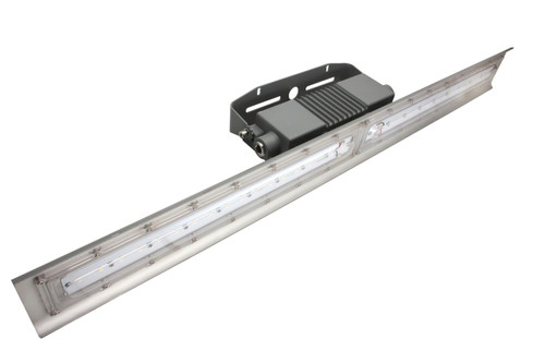 80w LED Hazardous Location Linear, 250W MH Equal, 10960 lumens, 5000 Kelvin, 347-480v, 70 CRI, 130 lm/w, DLC, 5yr Warranty, HL-LI4880H | Maxlite for 1304 at Lightingandsupplies.com