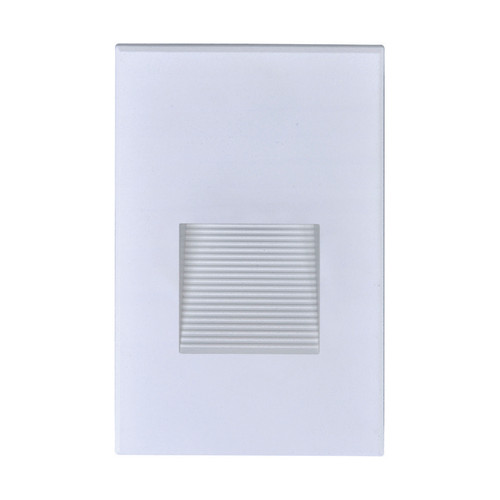Nuvo 65/405 LED Vertical Step Light; 3W; White Finish; 120V