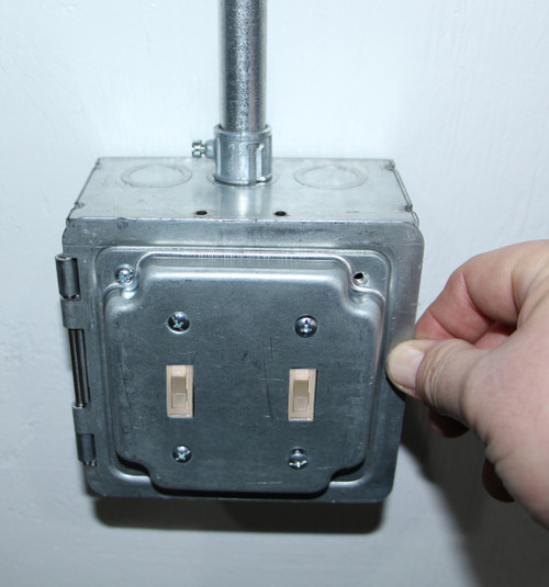 Southwire HP1936 5" Square Hinged Box Assembly, 3" Deep - Welded, W/Conduit KO's, (2) Toggle Industrial Cover