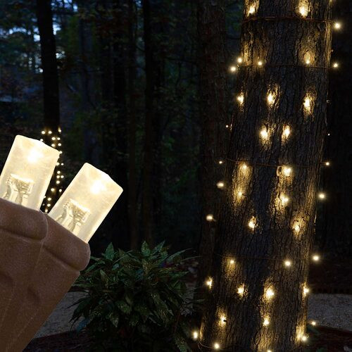 Wintergreen Corporation 81231 30" x 45" Warm White StretchNet Pro 5mm LED Christmas Trunk Wrap Lights, 70 Lights on Brown Wire