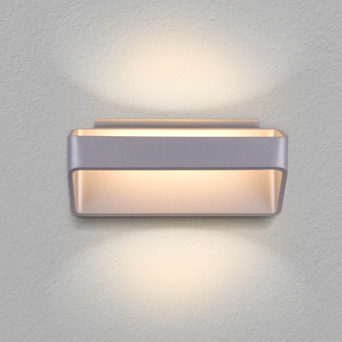 VONN Lighting VMW15710AL Atlas VMW15710AL 10" Up-Down ntegrated LED Wall Sconce Light in Silver