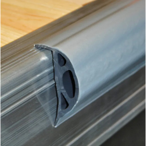 SM COM  P SHAPE  SILVER EDGING (45966)