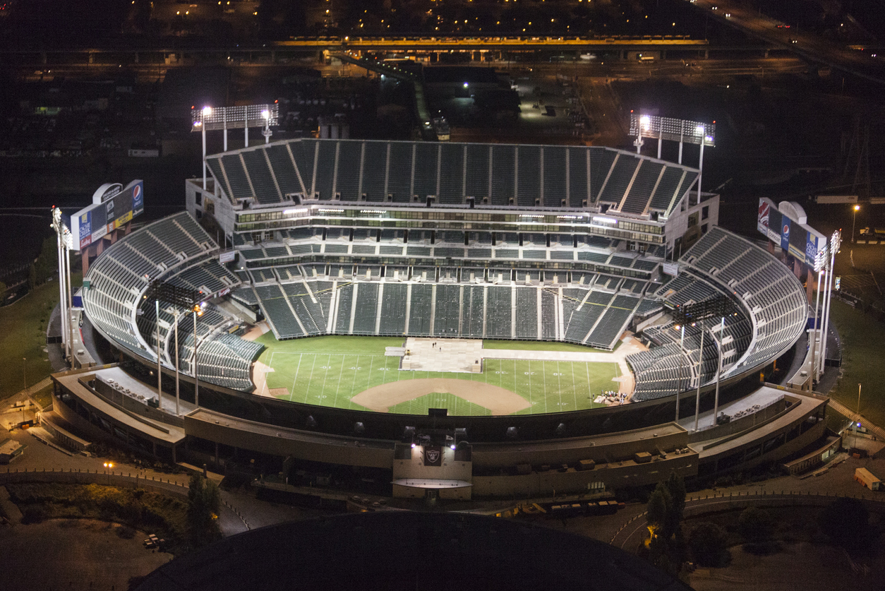 light-fixtures-for-large-baseball-stadium.jpg