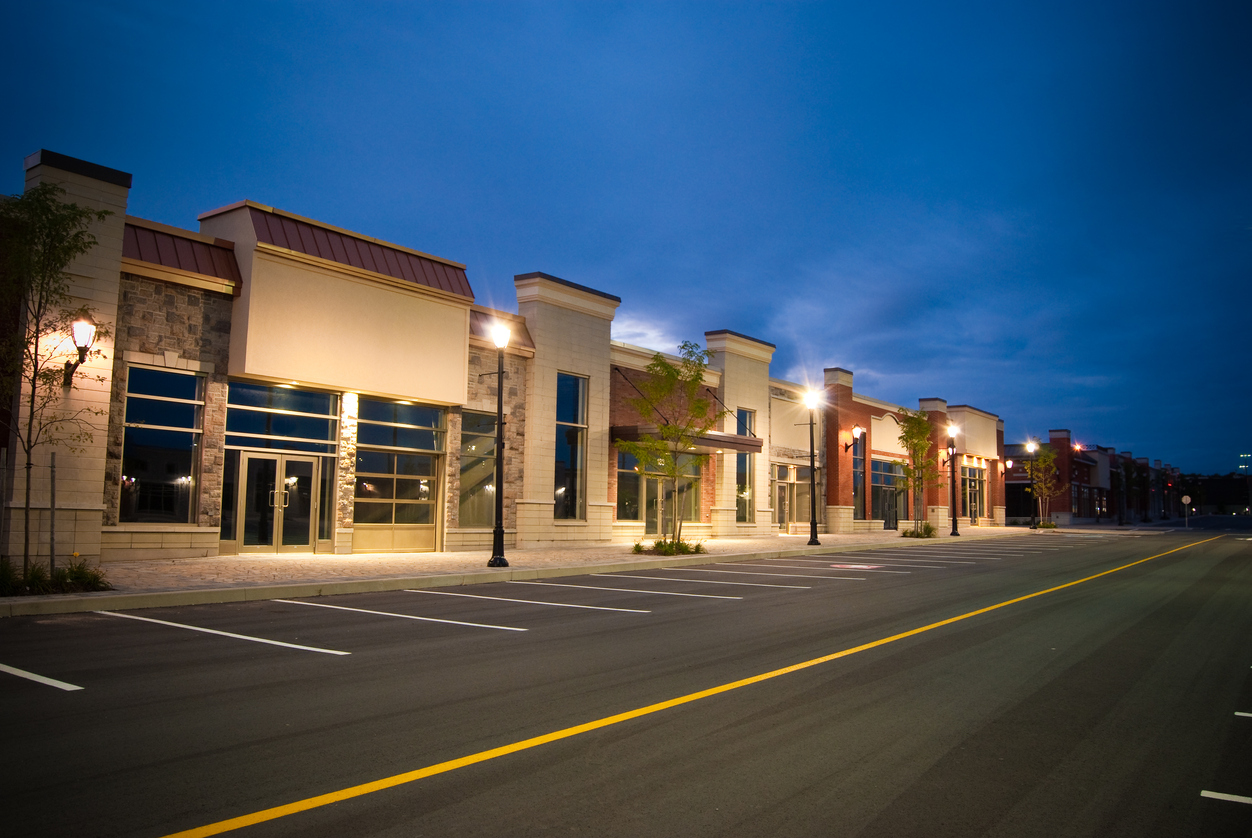 parking-lot-lights-outside-retail-outlets.jpg