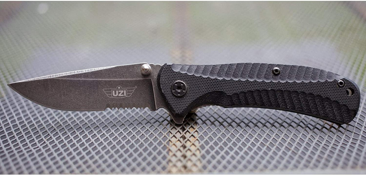 The Ultimate Guide to OTF (Out the Front) Knives