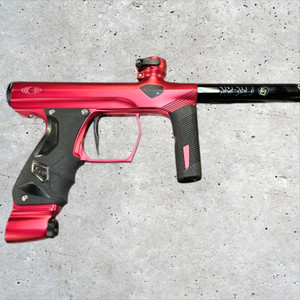 Used Shocker ERA Paintball Marker Gun w / Case - Red/Black Used Shocker ERA Paintball Marker Gun w / Case - Red/Black