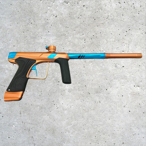 MacDev Droid DRD Electronic Paintball Gun - Brown/Teal MacDev Droid DRD Electronic Paintball Gun - Brown/Teal