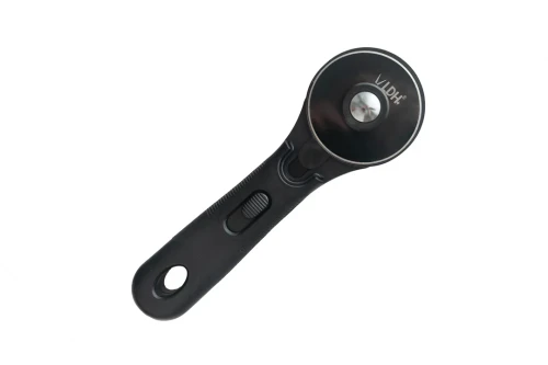LDH Scissors Midnight Edition Rotary Cutter 60 mm (RC60M) (view)