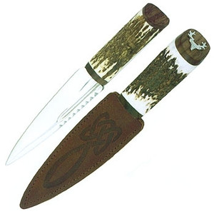 Staghorn and Walnut Sgian Dubh Staghorn and Walnut Sgian Dubh