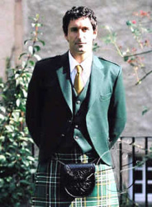 Premium Irish 8 Yard Wool Kilt Premium Irish 8 Yard Wool Kilt
