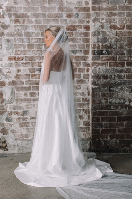 Ella Pearl Wedding Veil - Long - white Ella Pearl Wedding Veil - Long - white