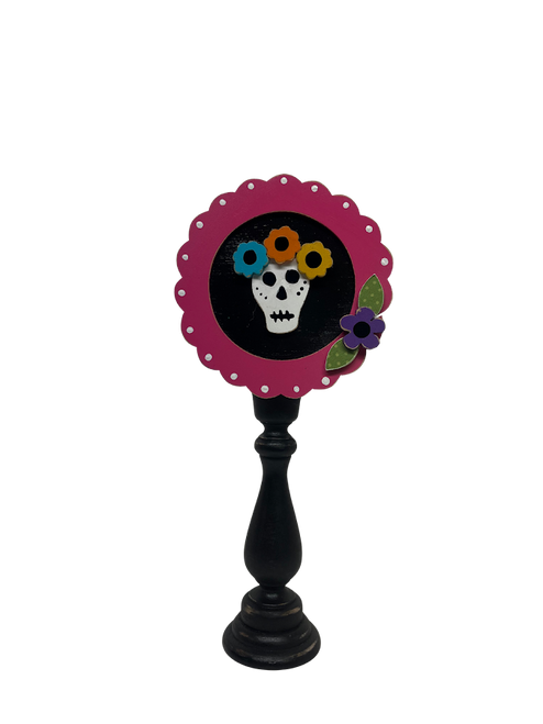 chunky ball w/skull on candle stick