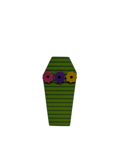 chunky coffin with flowers