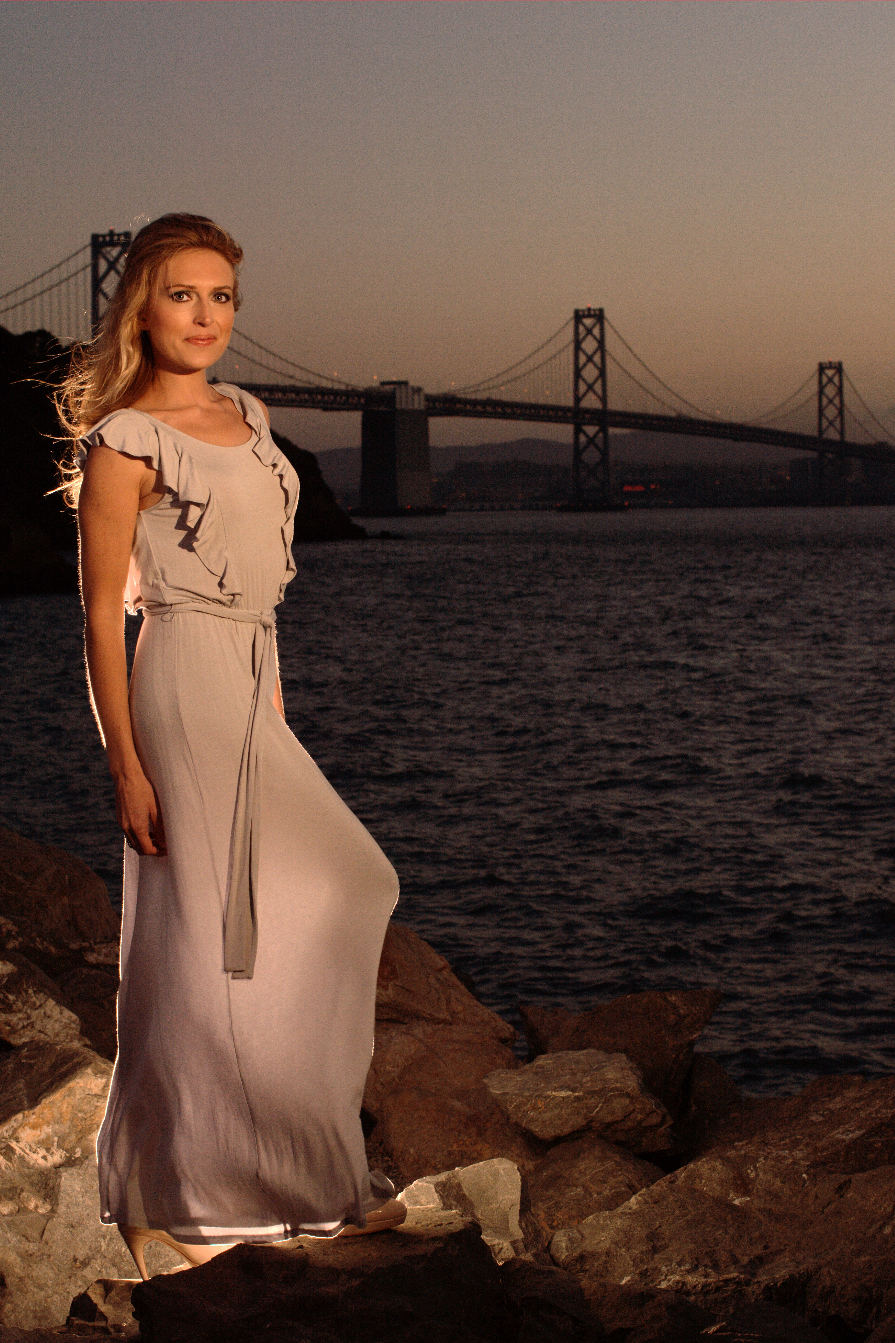 sunset-san-francisco-bay-bridge-nicole-kosh-modeling.jpg sunset-san-francisco-bay-bridge-nicole-kosh-modeling.jpg