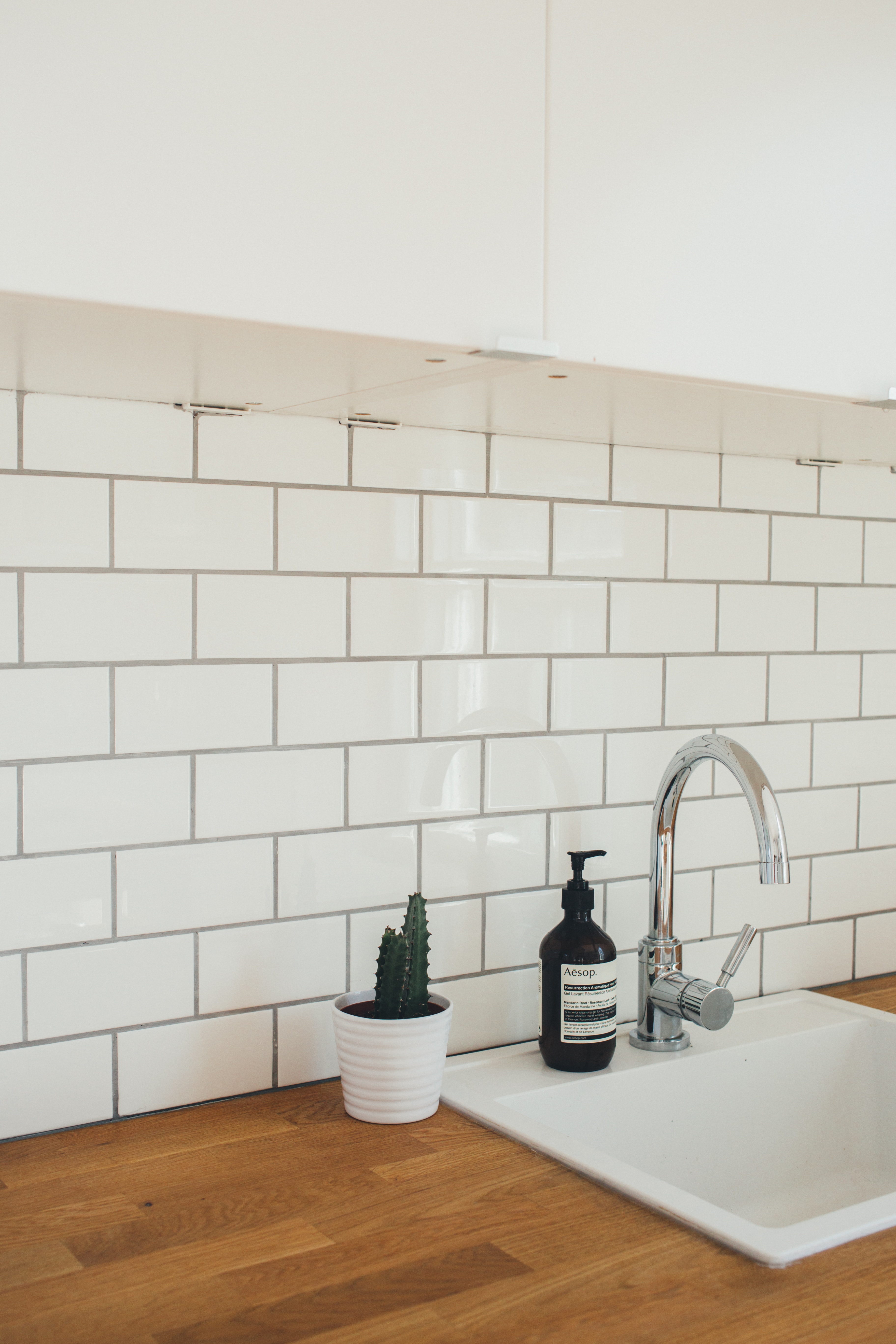 Grout vs Silicone: What's Best When Renovating Your Bathroom?