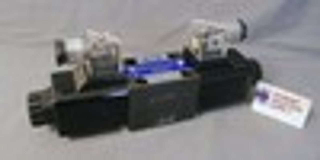 Power Valve USA HD-3C2-G03-DL-B-DC24 D05 hydraulic solenoid valve 4 way 3 position, ALL PORTS BLOCKED  24 volt DC