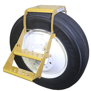 Big Truck Tire Step Adjustable Top for Super Singles Big Truck Tire Step Adjustable Top for Super Singles
