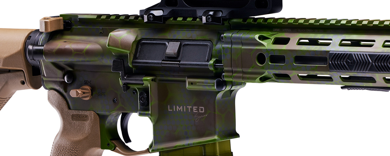 実物 DANIEL DEFENSE ENHANCED FURNITURE SET DANIEL DEFENSE AR-15 FURNITURE SET COLLAPSIBLE POLYMER