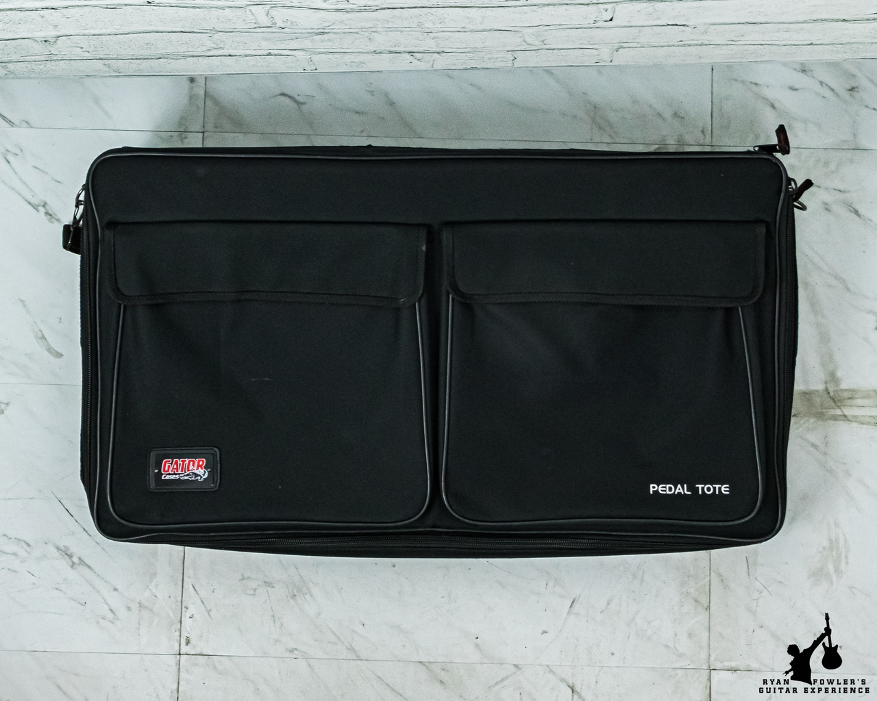 Used Gator 16x30 Pedalboard w/ Pedal Tote Bag Ryan Fowler's Guitar