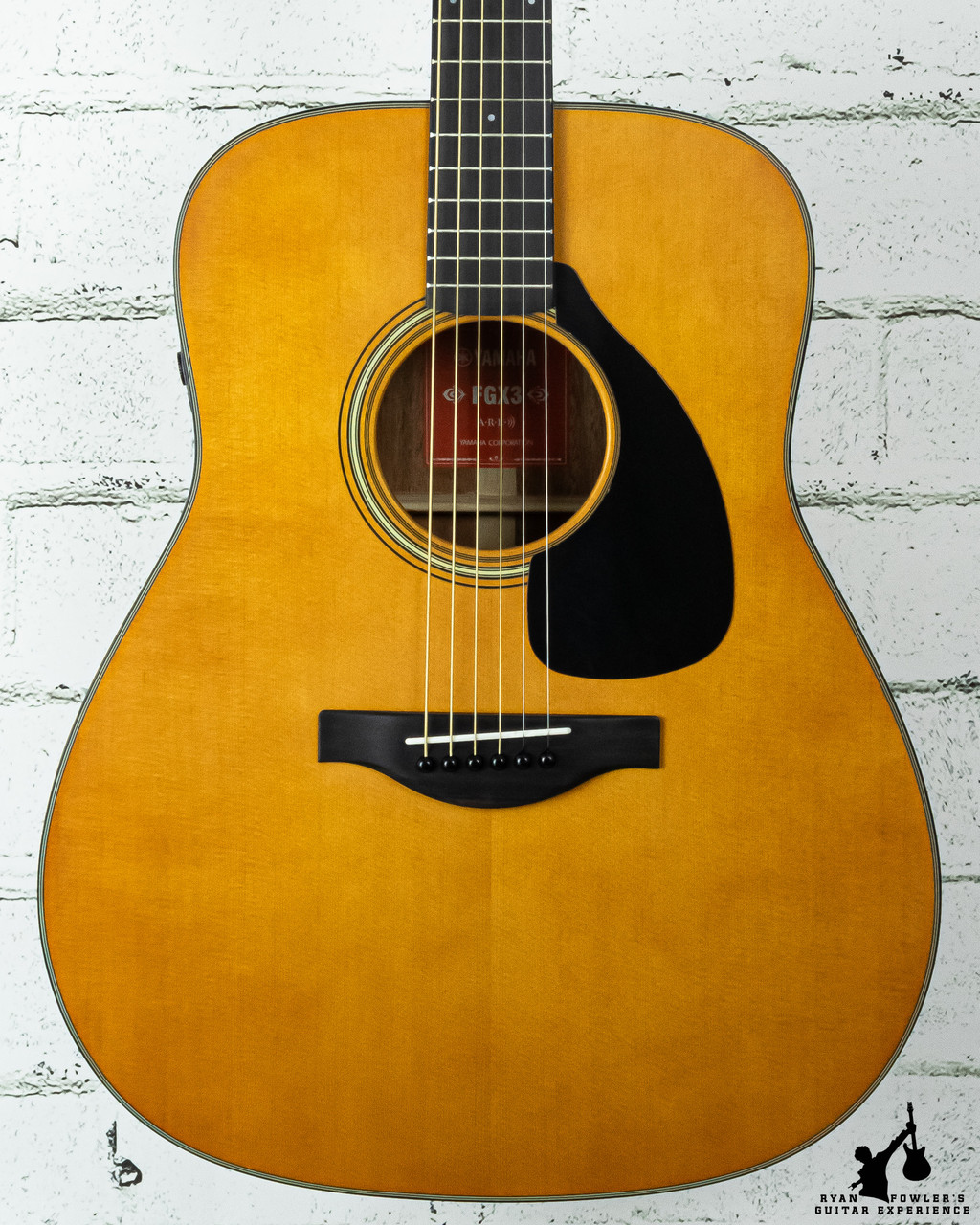 Yamaha Red Label FGX3 Acoustic-Electric w/ bag