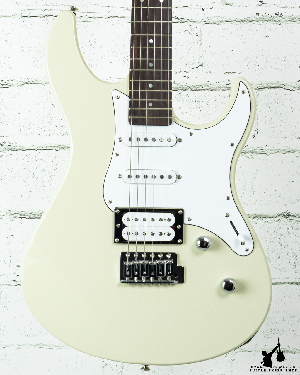 Yamaha PAC112V Pacifica Vintage White - Ryan Fowler's Guitar