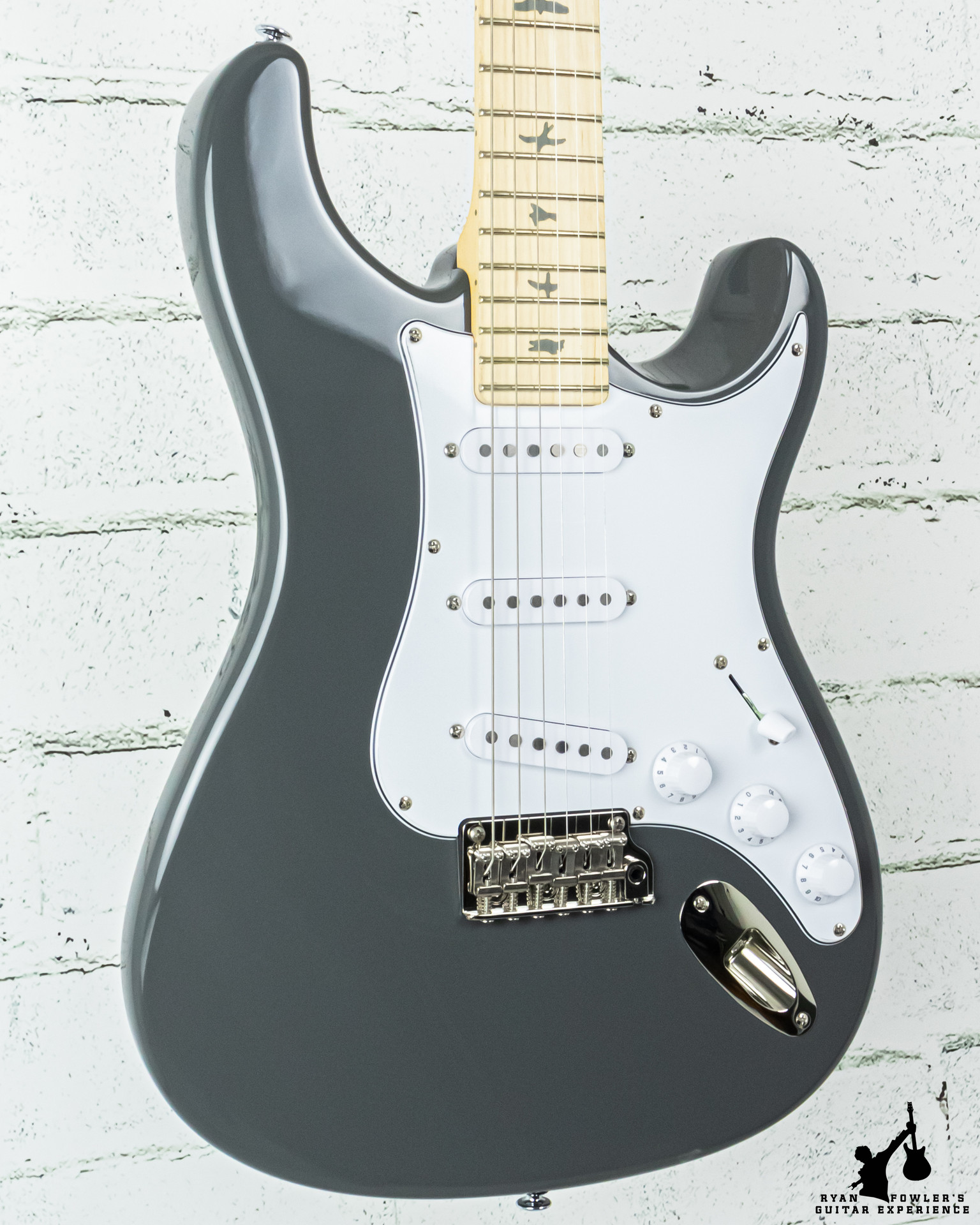 PRS SE Silver Sky Maple Overland Gray w/ bag - Ryan Fowler's