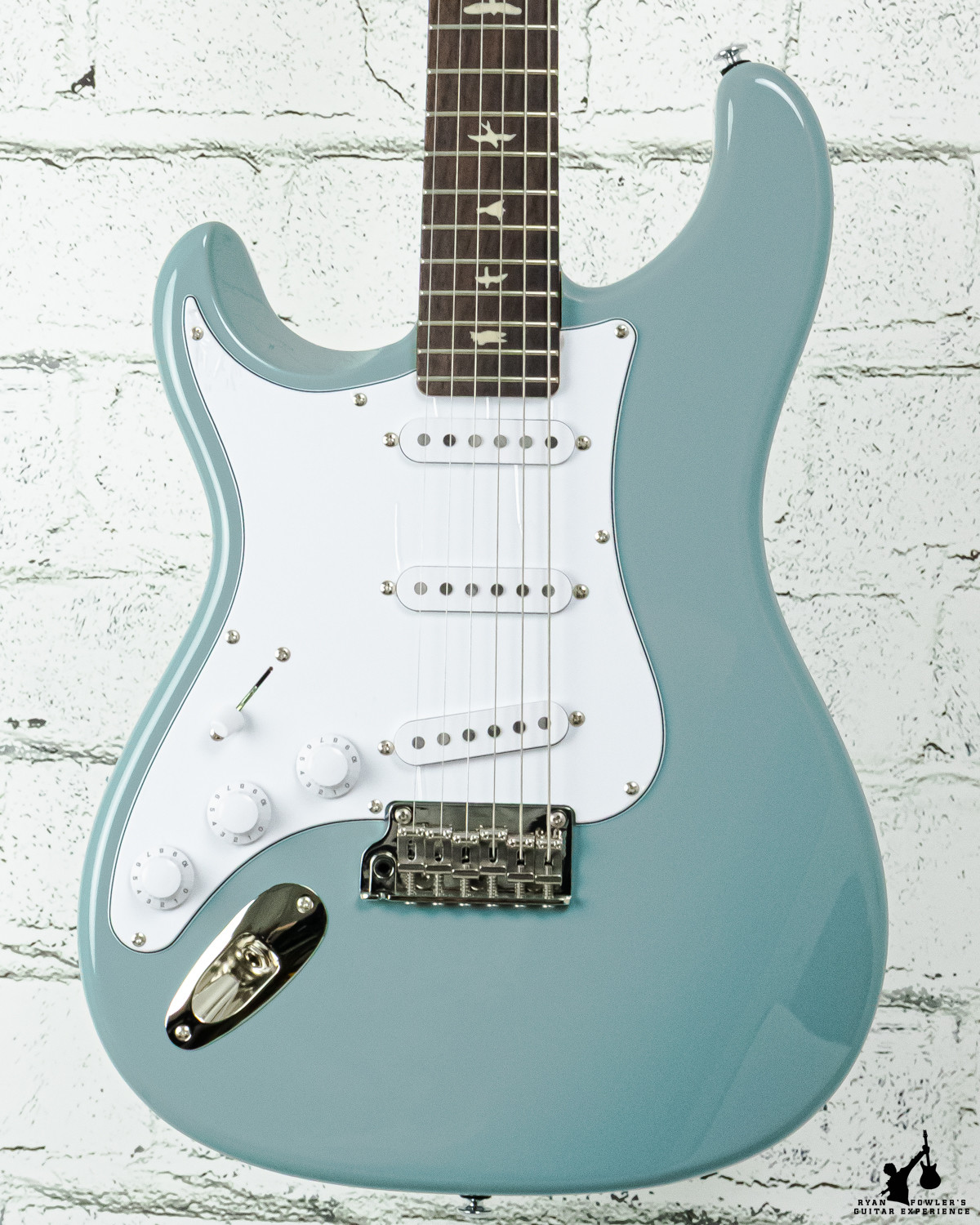 PRS SE Silver Sky Stone Blue Lefty w/ bag