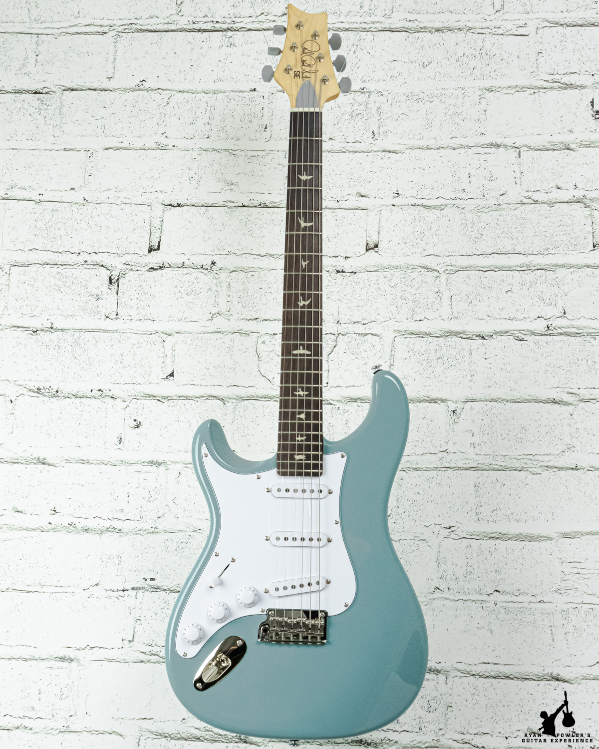 PRS SE Silver Sky Stone Blue Lefty w/ bag