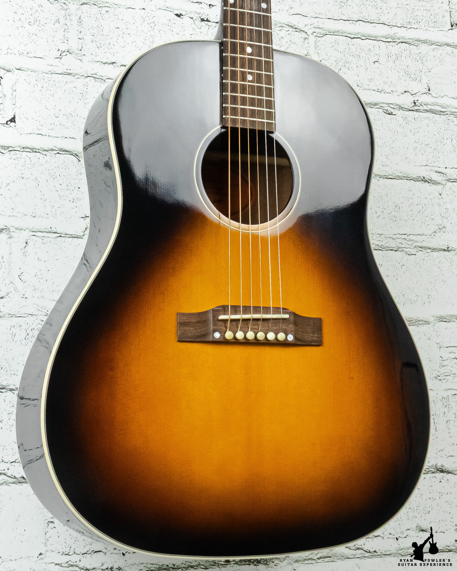 Epiphone Inspired by Gibson J-45 Acoustic w/OHSC