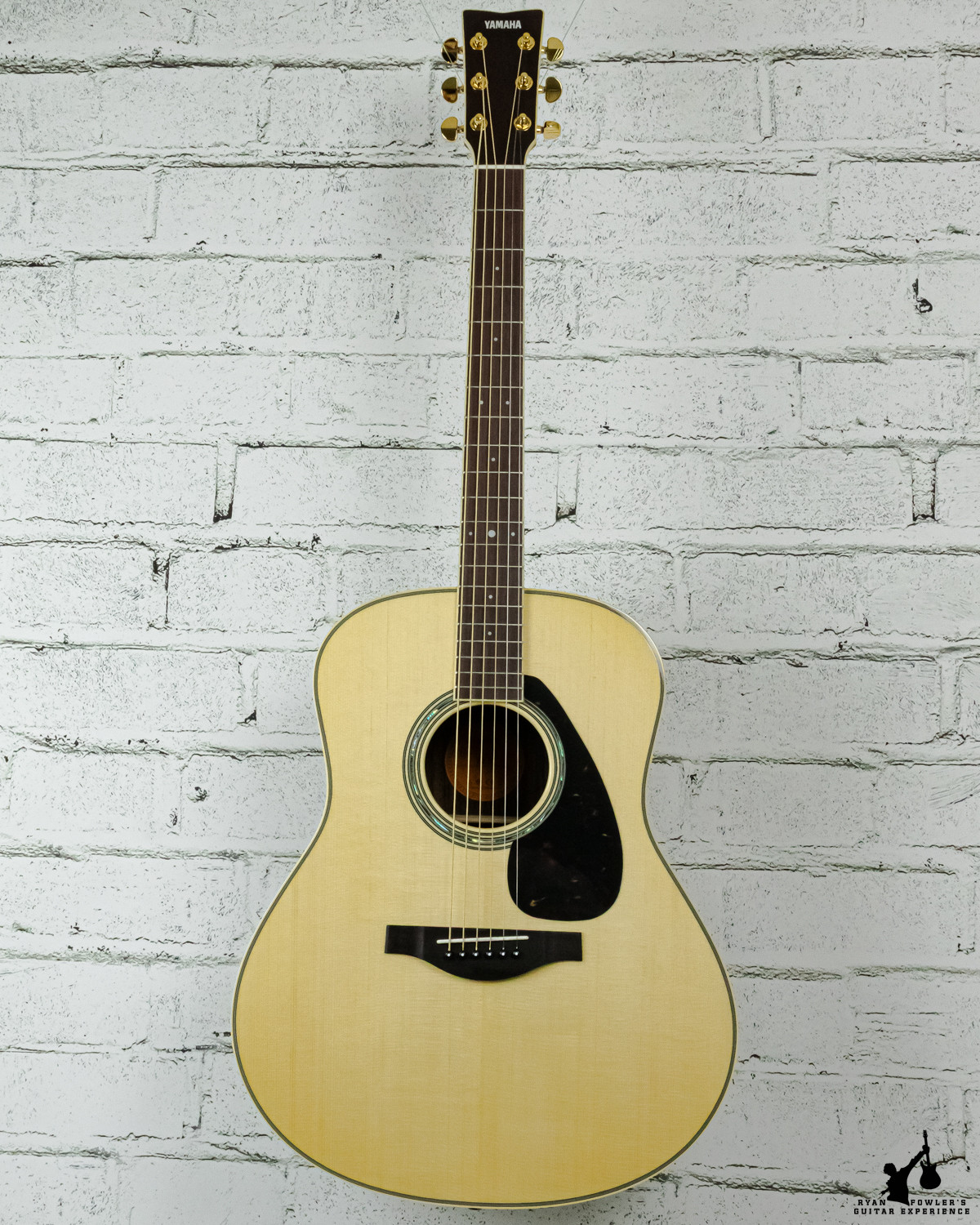 Yamaha LL6 ARE Original Jumbo Natural Rosewood Back/Sides
