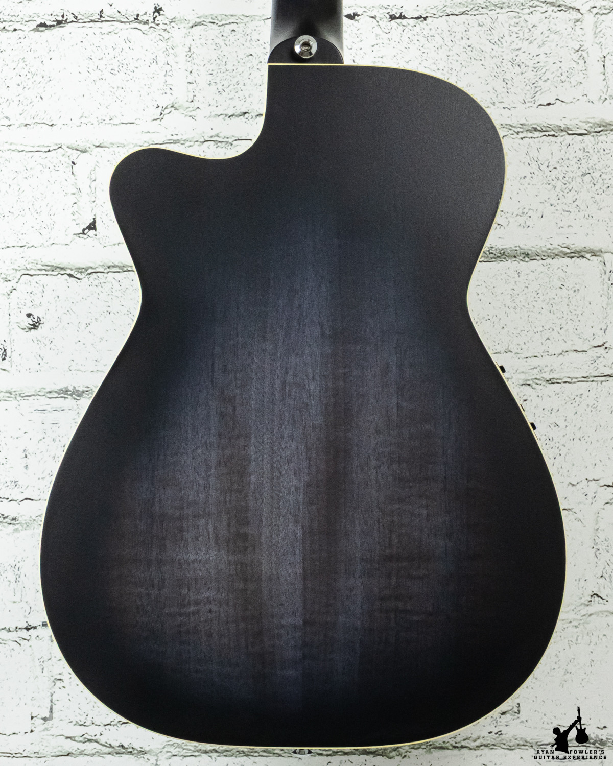 2024 Maton Performer Ghost Black Limited w/ OHSC