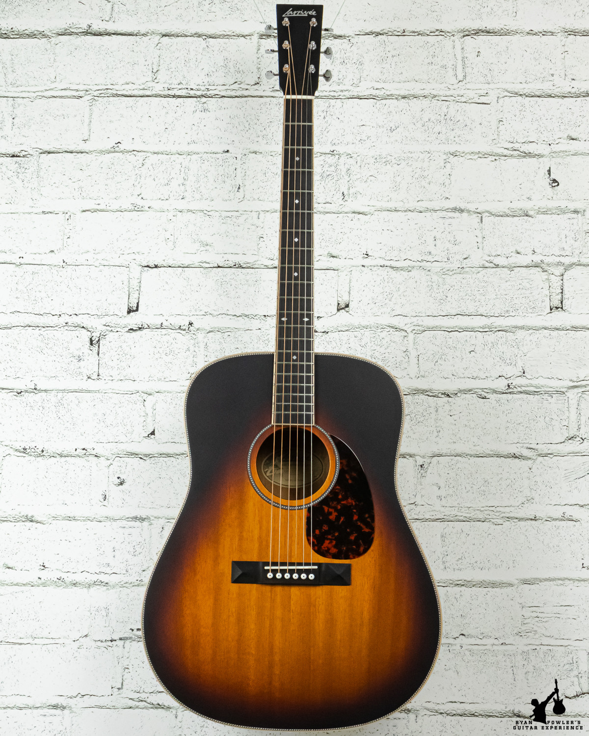 2025 Larrivee D-40 Mahogany Legacy Series Vintage Sunburst Satin w