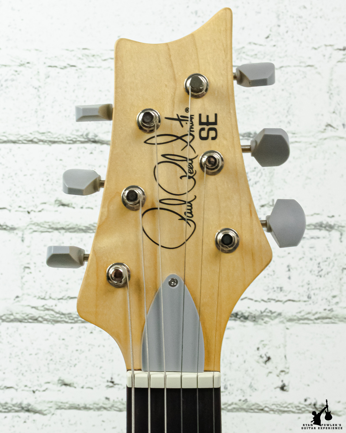 PRS SE Silver Sky Dandy Lion w/ Bag