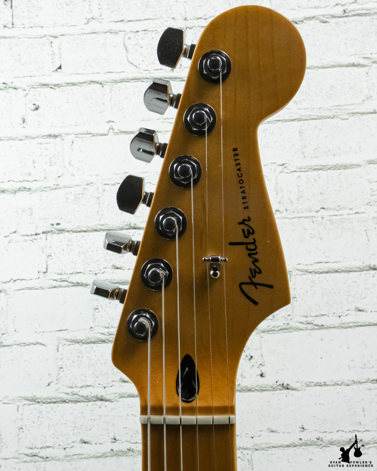 Fender Player Plus Stratocaster 2022年製 2022 Fender PLayer Plus Strat Sunset Fade