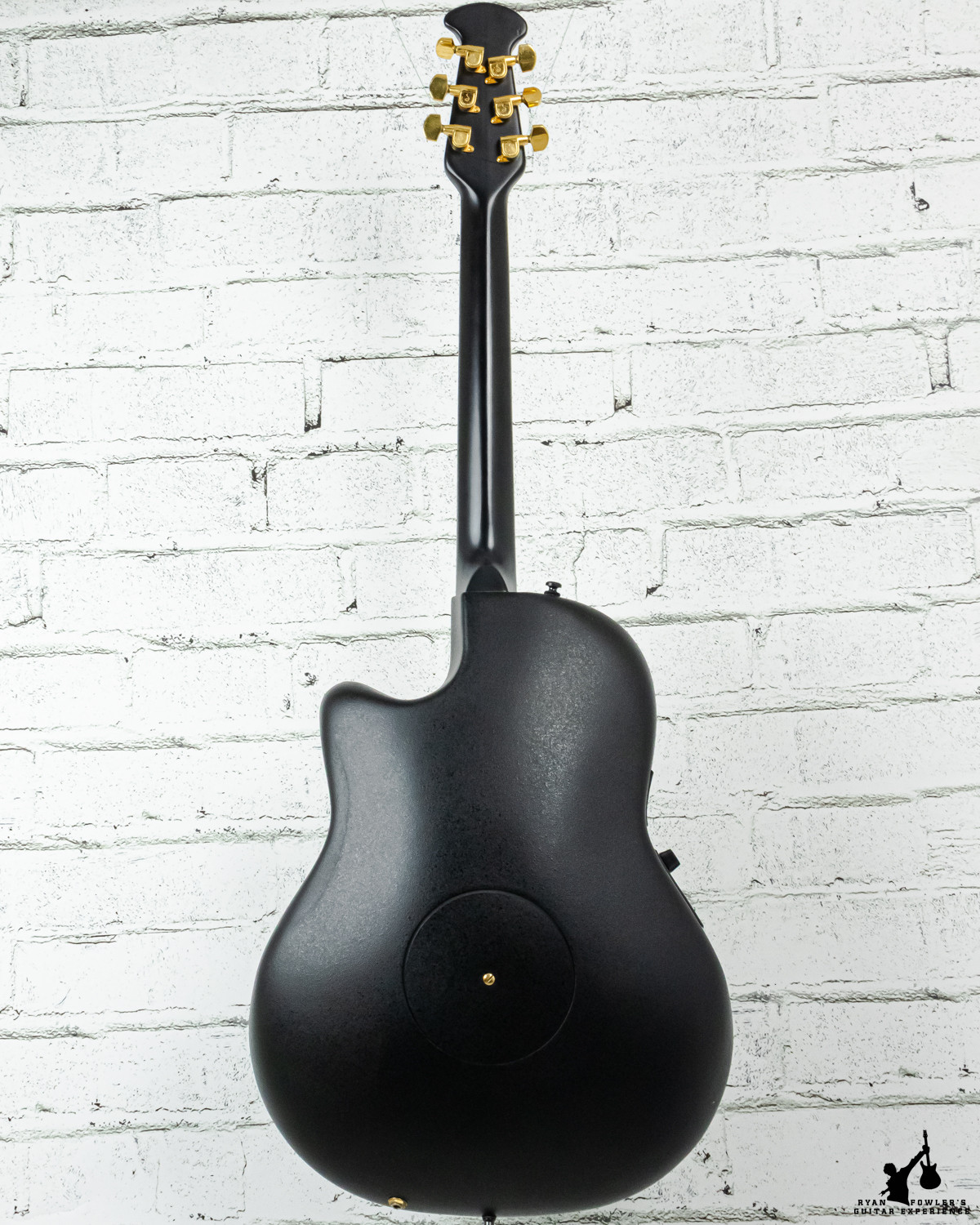 Ovation 1868 Elite Black Top w/OHSC