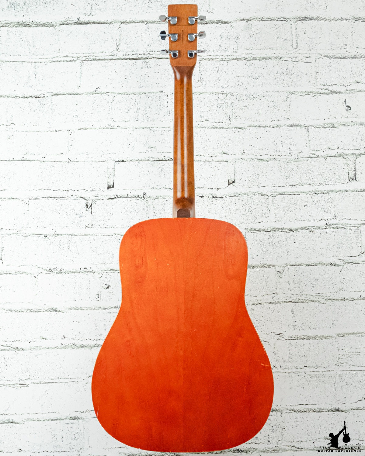 Art and Lutherie Wild Cherry Acoustic