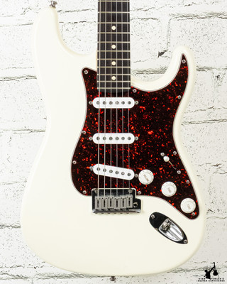 Fender USA アメスタ Stratocaster エレキギター H/C付 1997 Fender USA Roadhouse Strat White w/ Case