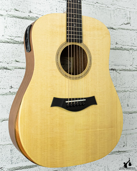 Taylor Academy 10e Natural (#2296)