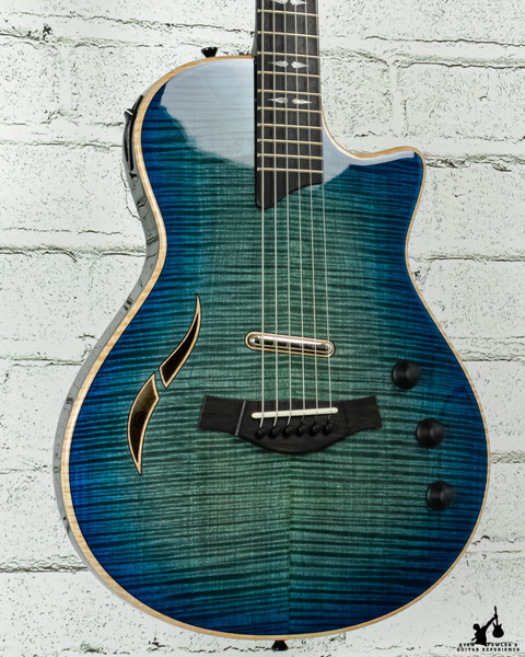 Taylor T5z Pro Armrest Harbor Blue w/ case (#5083)